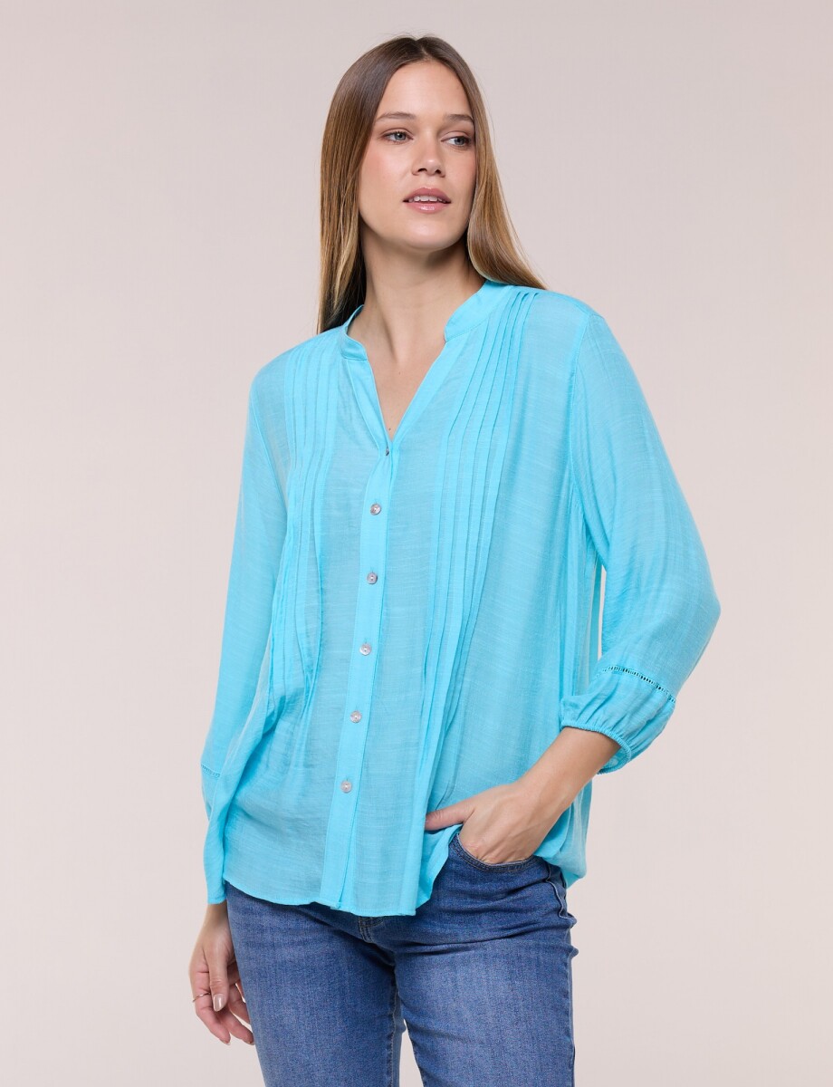 Blusa Con Alforzas En Delantero Y Botones - Celeste 