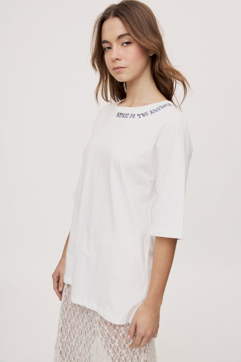 REMERA ANSWER Crudo