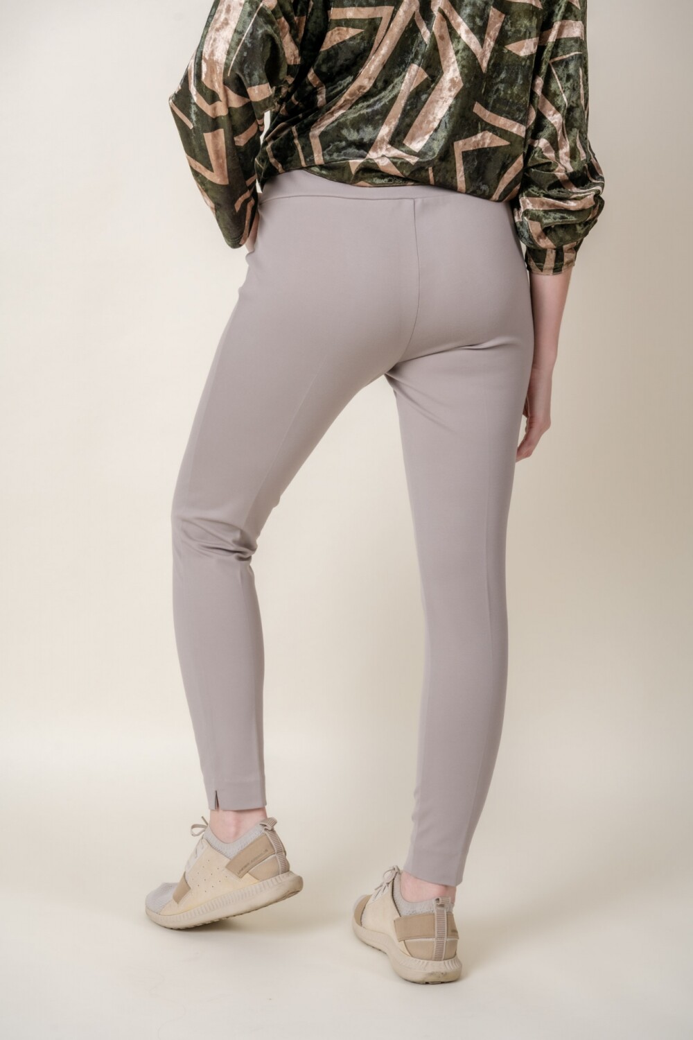 PANTALON TAUPE PANTALON TAUPE