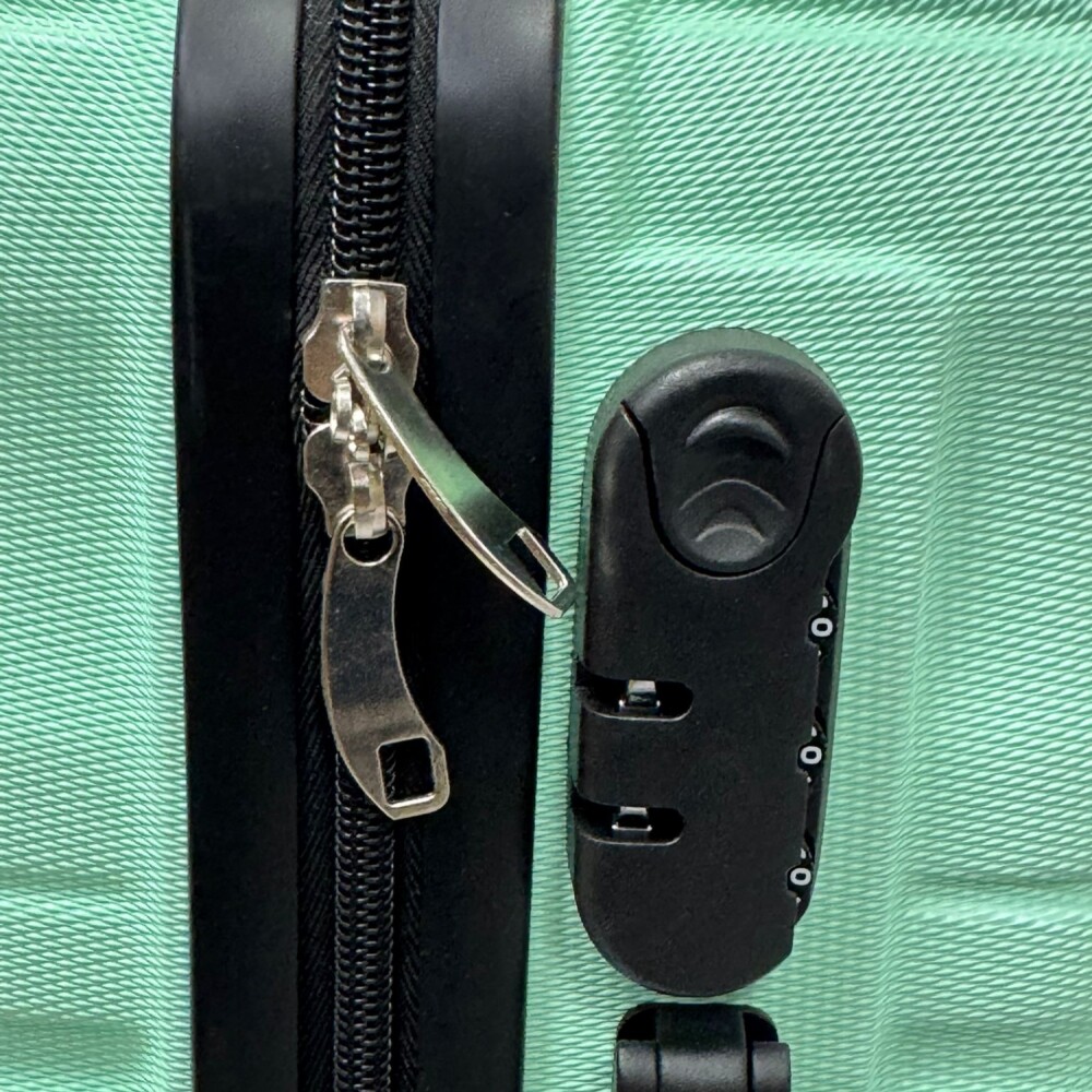 Valija Rigida Carry On Con Mango Telescopico Verde Pastel Valija Rigida Carry On Con Mango Telescopico Verde Pastel