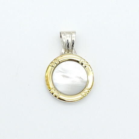 Dije de Plata 925 Doublé en Oro 18 kt Nácar Diámetro 2.2 cm