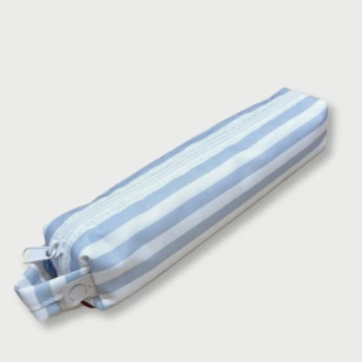 Estuche Toothy Rayas Celeste S/C