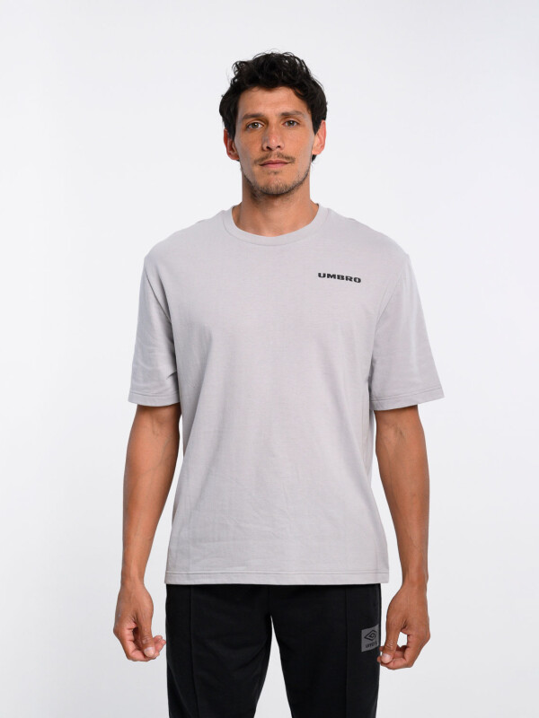 Remera Retro Big Logo Umbro Hombre 592