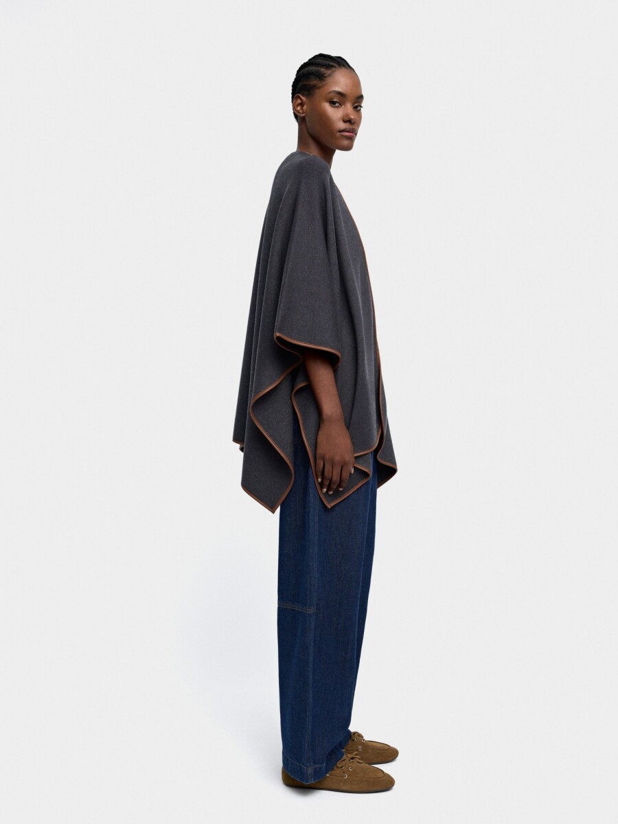 Poncho De Punto Con Detalle De Costura gris