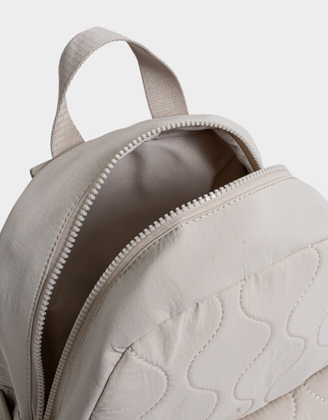 Mochilas Urbanas Puffy Mochila Deportiva Acolchada - Marron Beige