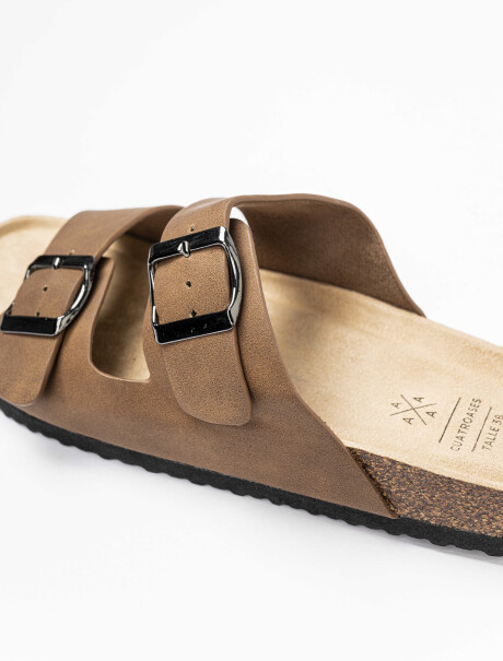 Sandalia tiras marron