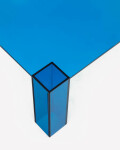 Mesa de centro Adularia de cristal templado azul 140 x 60 cm