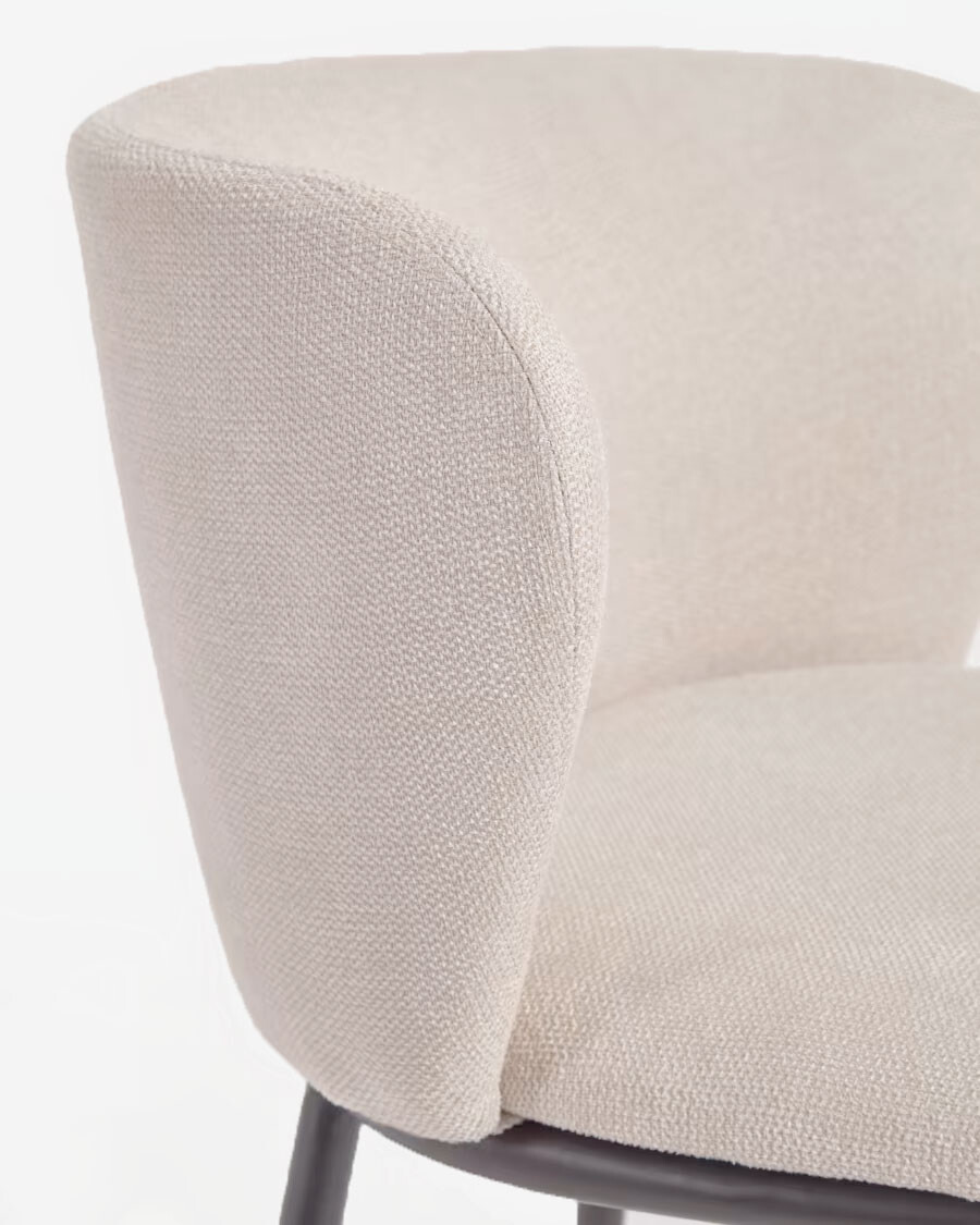 Taburete Ciselia de chenilla beige y patas de acero con acabado negro altura 65 cm