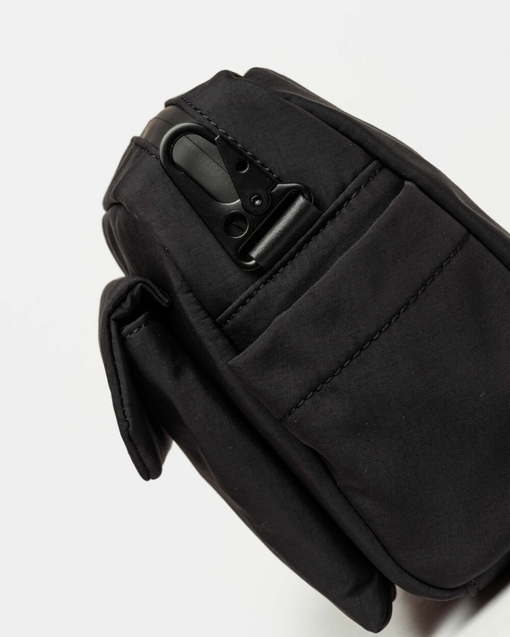 Bandolera Adventure en nylon Negro