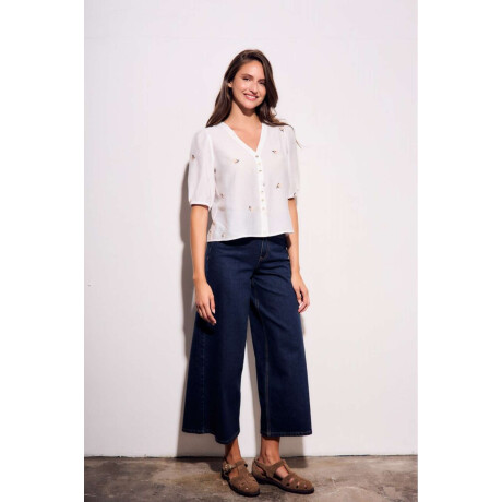 Blusa Viscosa Bordada Nacar