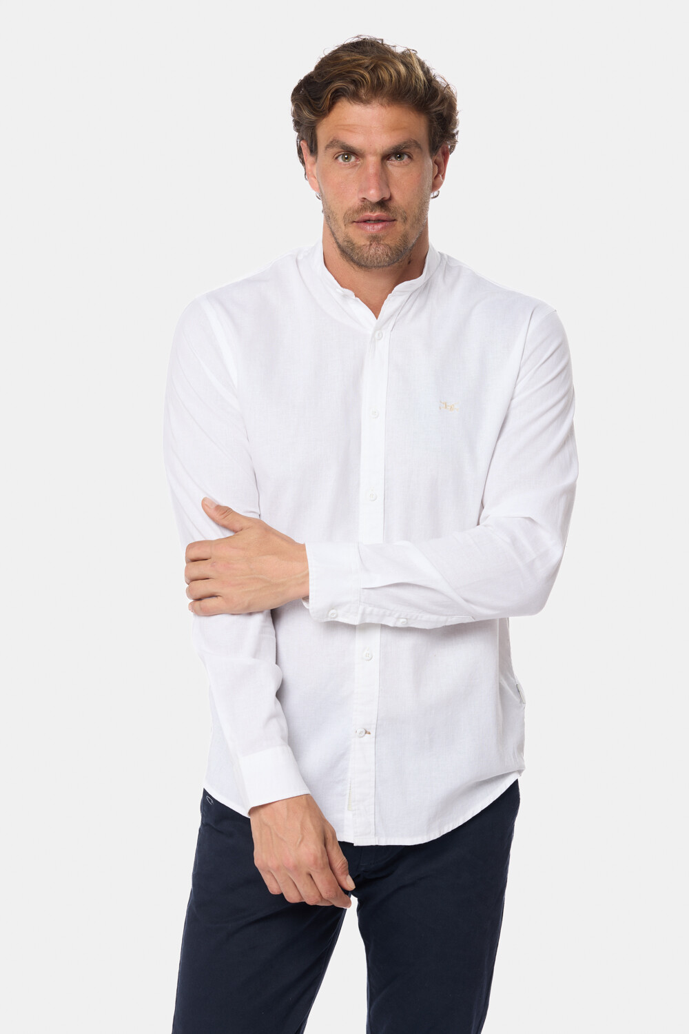 CAMISA DE LINO CUELLO MAO Blanco