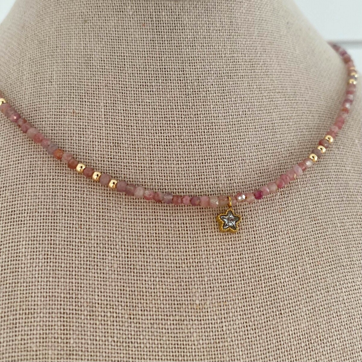 Collar STAR de piedras naturales 