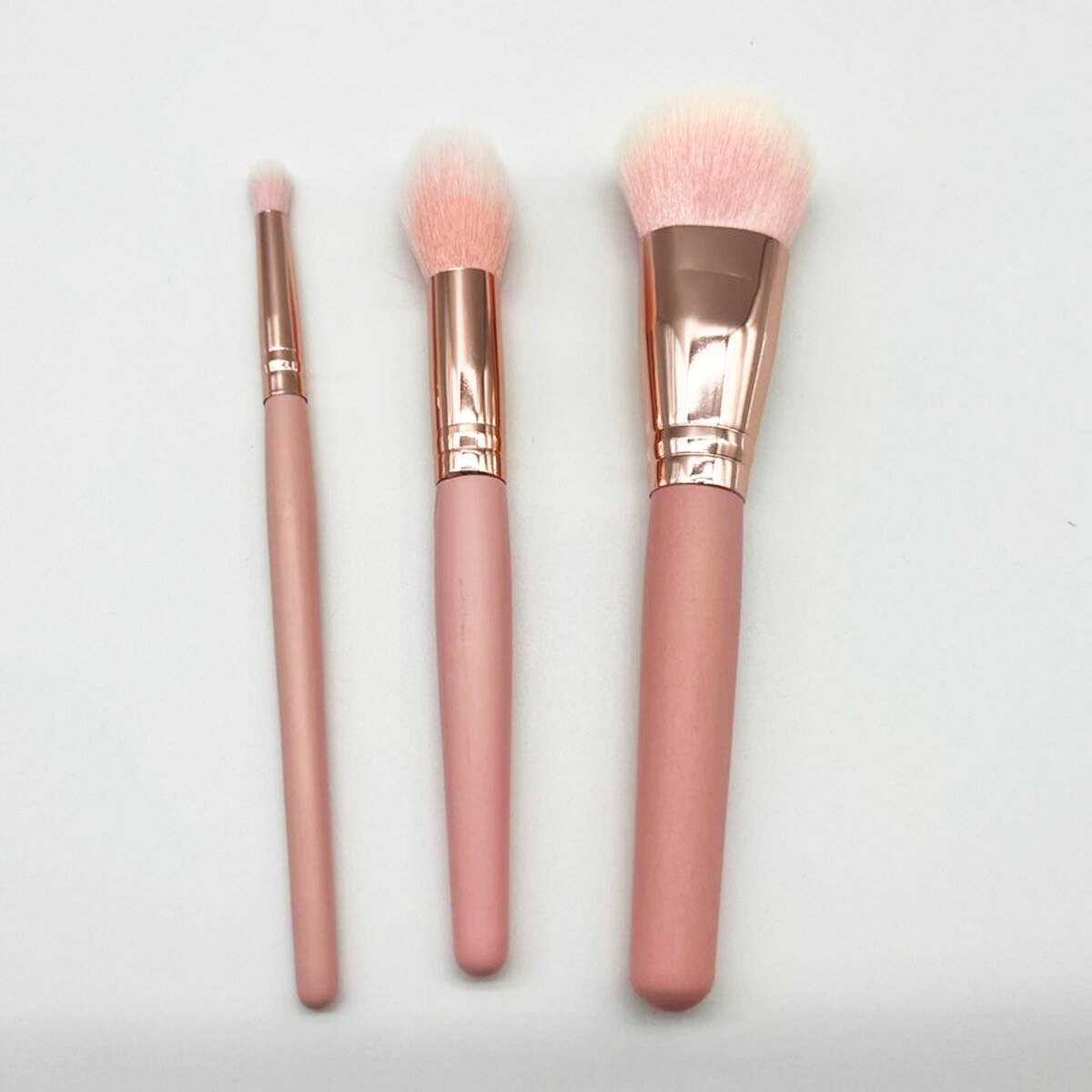 JUEGO 3 BROCHAS MAQUILLAJE SURTIDO 