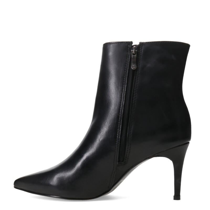Bota de Mujer Bottero Caña Baja Y Taco Fino Negro