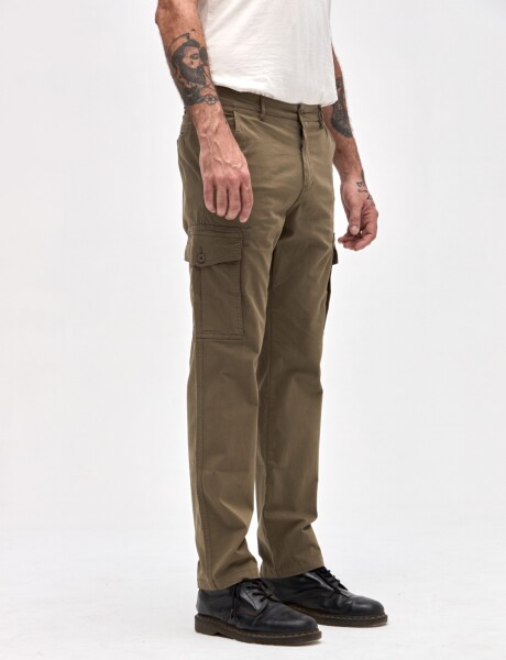 Pantalón cargo Roque I26 Oliva