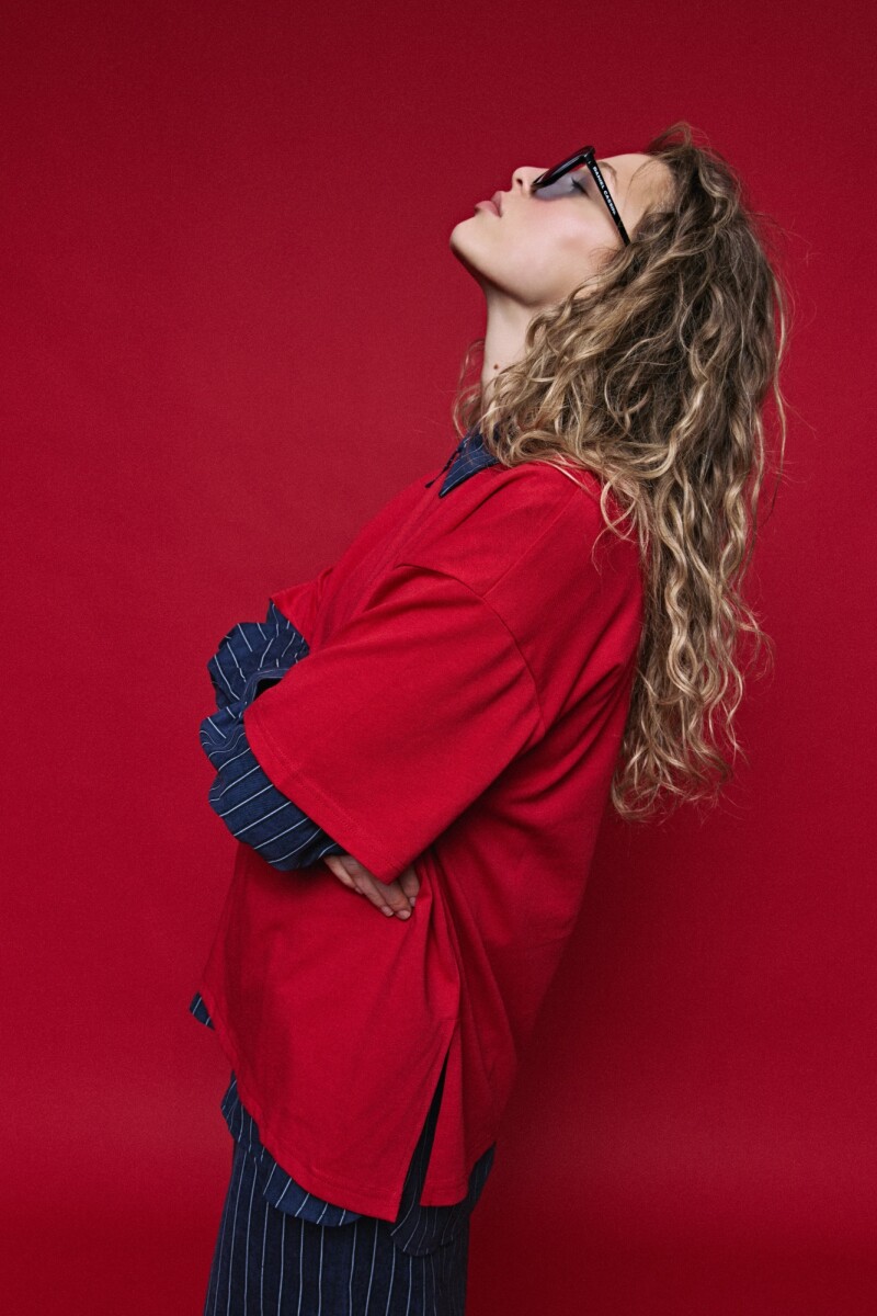 REMERA NARA Rojo