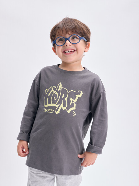 Remera Gris Oscuro