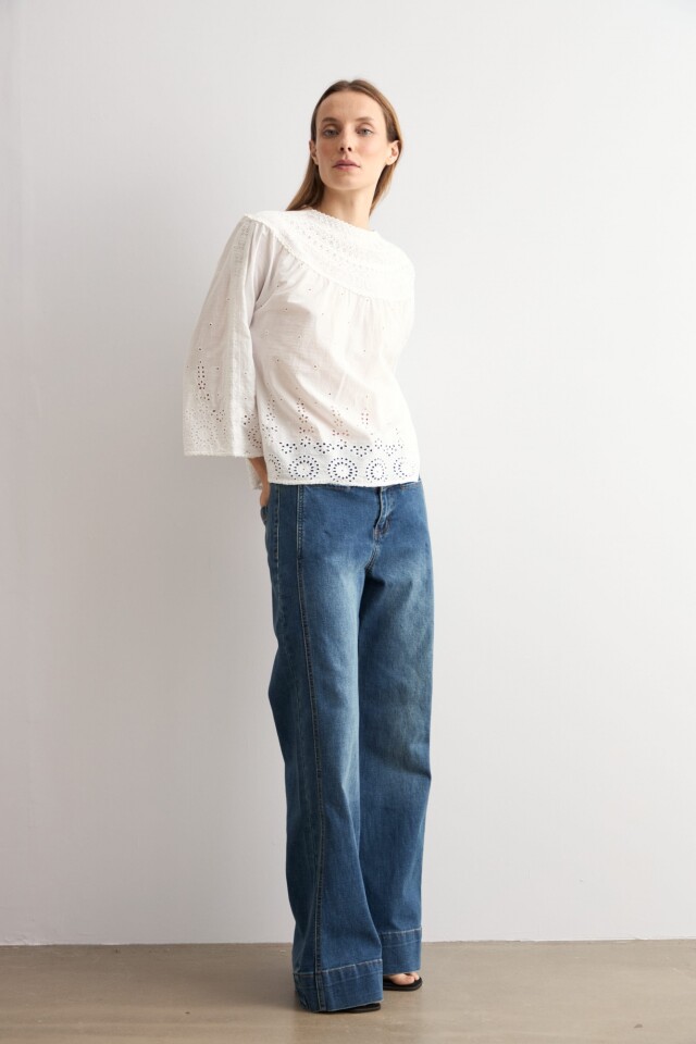 Blusa romántica blanco