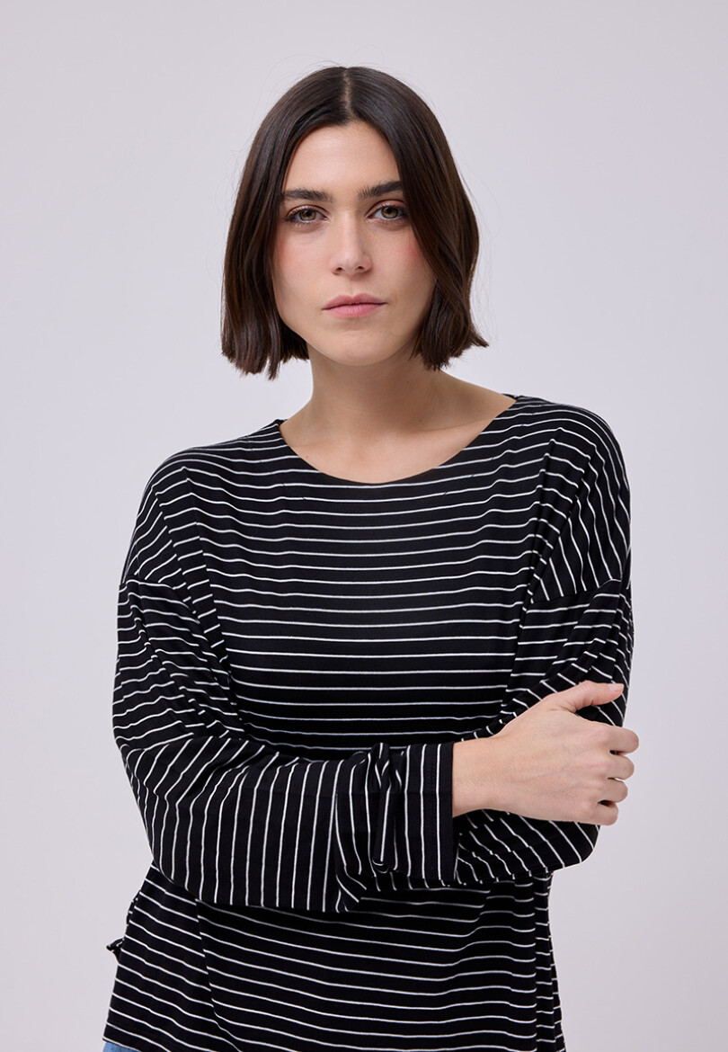 Remera Raya Negro