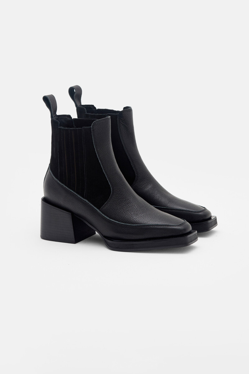 Bota Mika Negro
