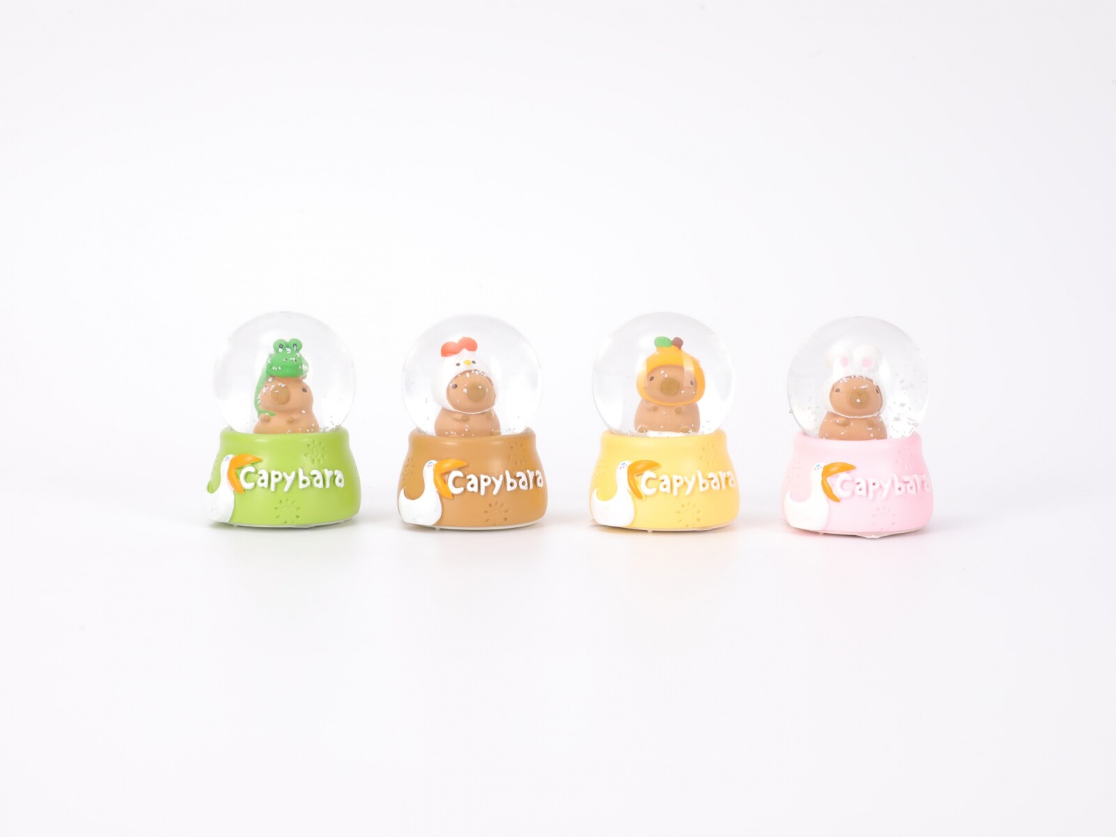 BOLA DE NIEVE CON LUZ (45# CAPIBARA) 