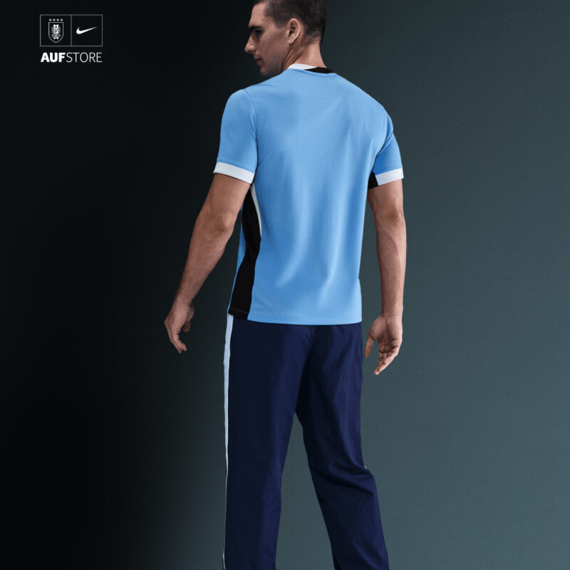 Camiseta Titular Uruguay Nike Stadium 2025 – Hombre Camiseta Titular Uruguay Nike Stadium 2025 – Hombre