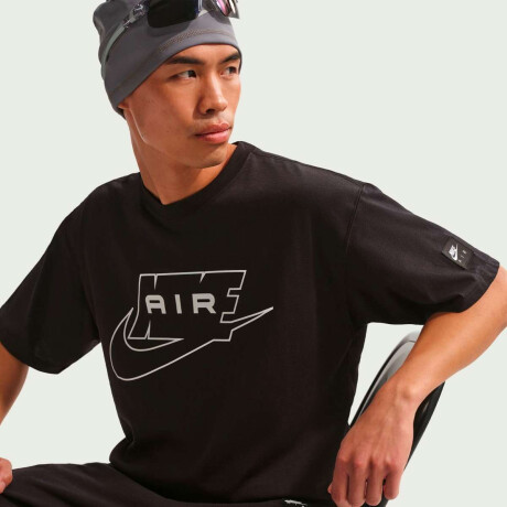 Remera Nike Lse Nike Air de Hombre Negro