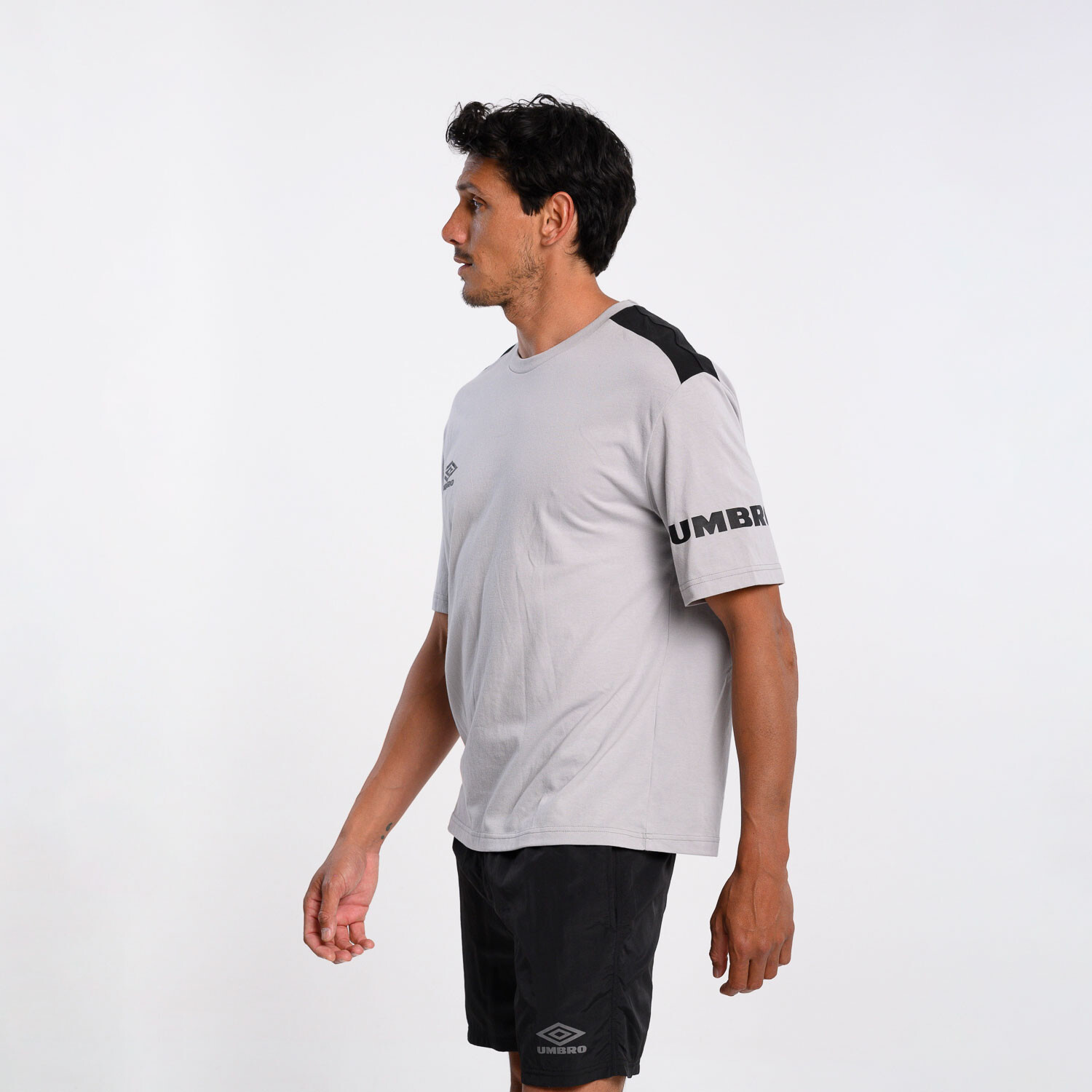 Remera Over Umbro Hombre - 052 — Timeout