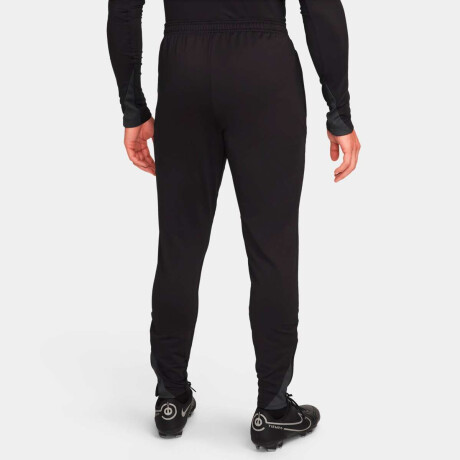 Pantalón Largo Nike Dri-Fit Strike De Hombre Negro