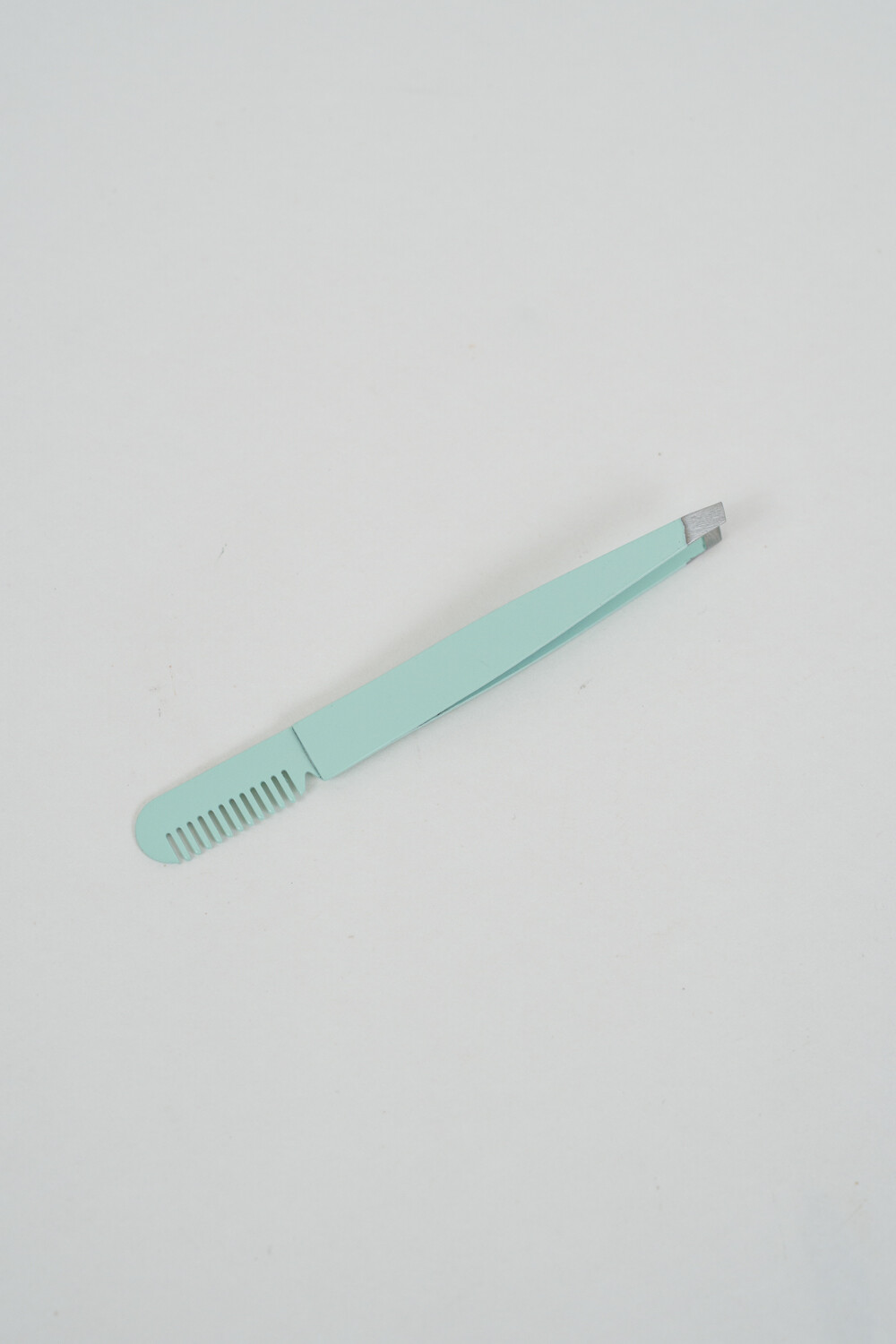 Pinza De Cejas Bato Verde