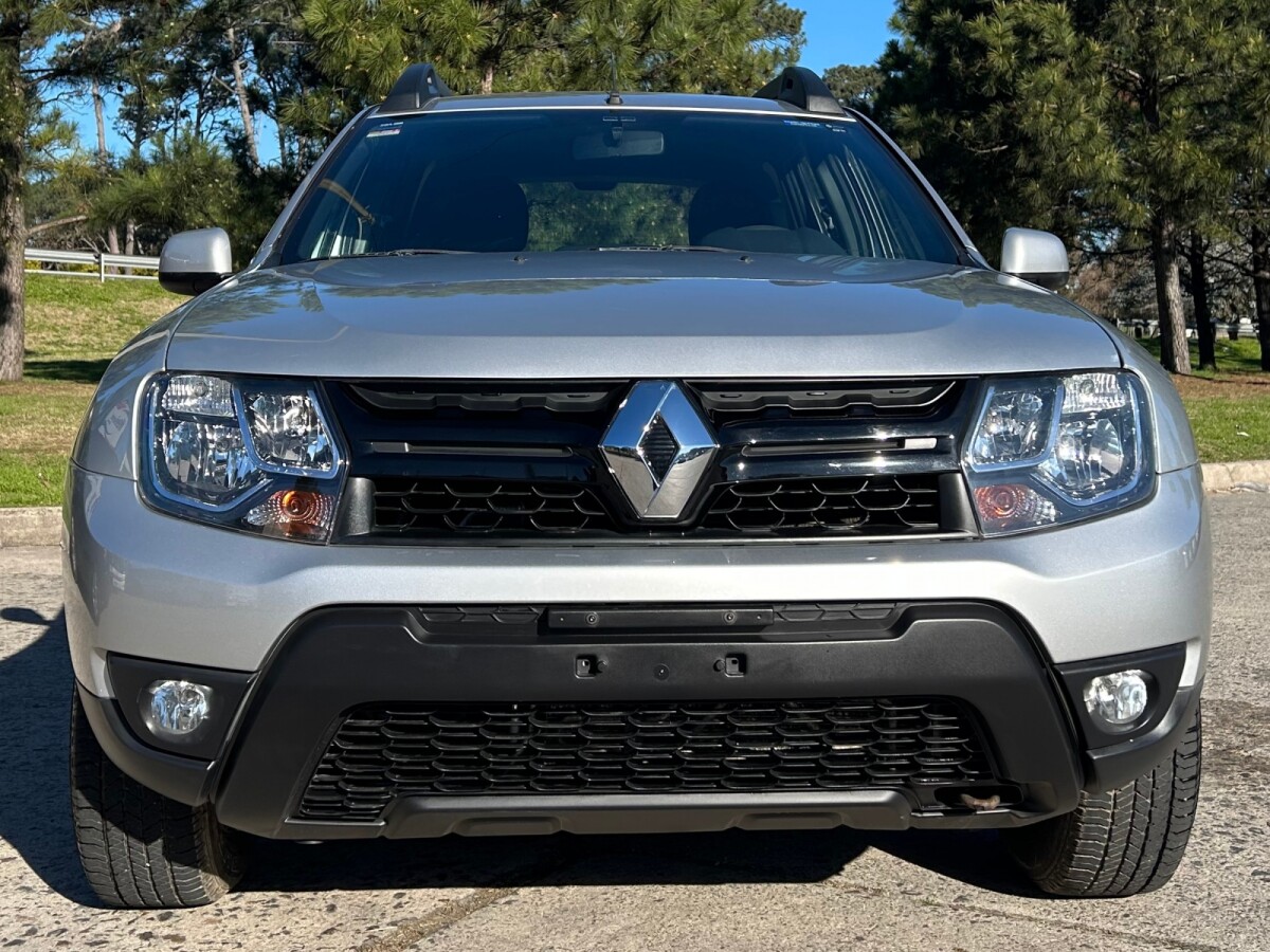 Renault Duster 2017 EXCELENTE ESTADO! | Permuta / Financia Renault Duster 2017 EXCELENTE ESTADO! | Permuta / Financia