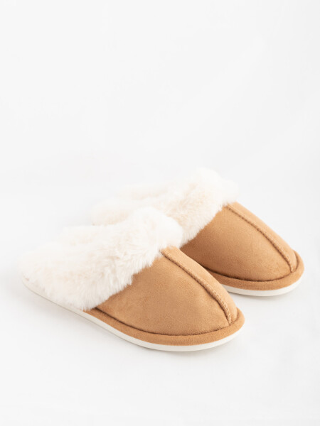 Pantufla Camel