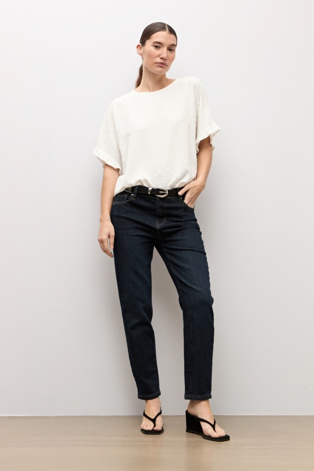 Blusa plumetti con volados crudo