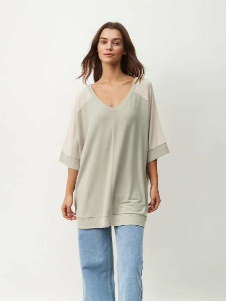 REMERA LEONOR OLIVA