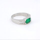 Anillo En Platino, Brillantes Y Esmeralda Anillo En Platino, Brillantes Y Esmeralda