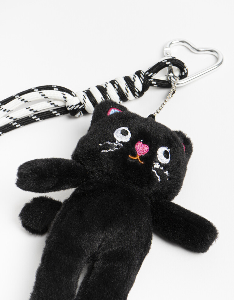Llavero Cozy Bag Charm Gato De Peluche - Negro