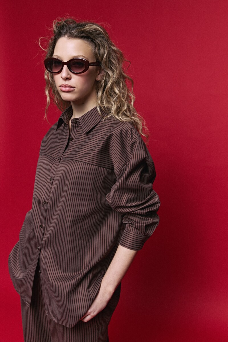 CAMISA LINAR Chocolate