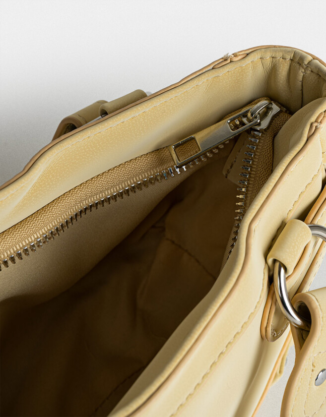 Bandoleras Bandolera Con Charm - Amarillo Claro