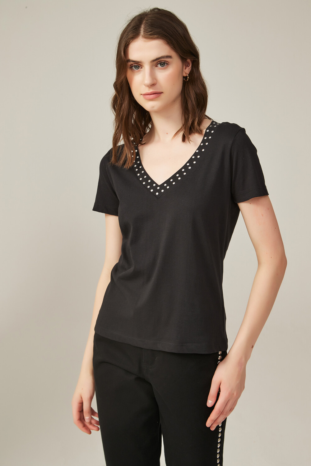 Remera Prateki Negro