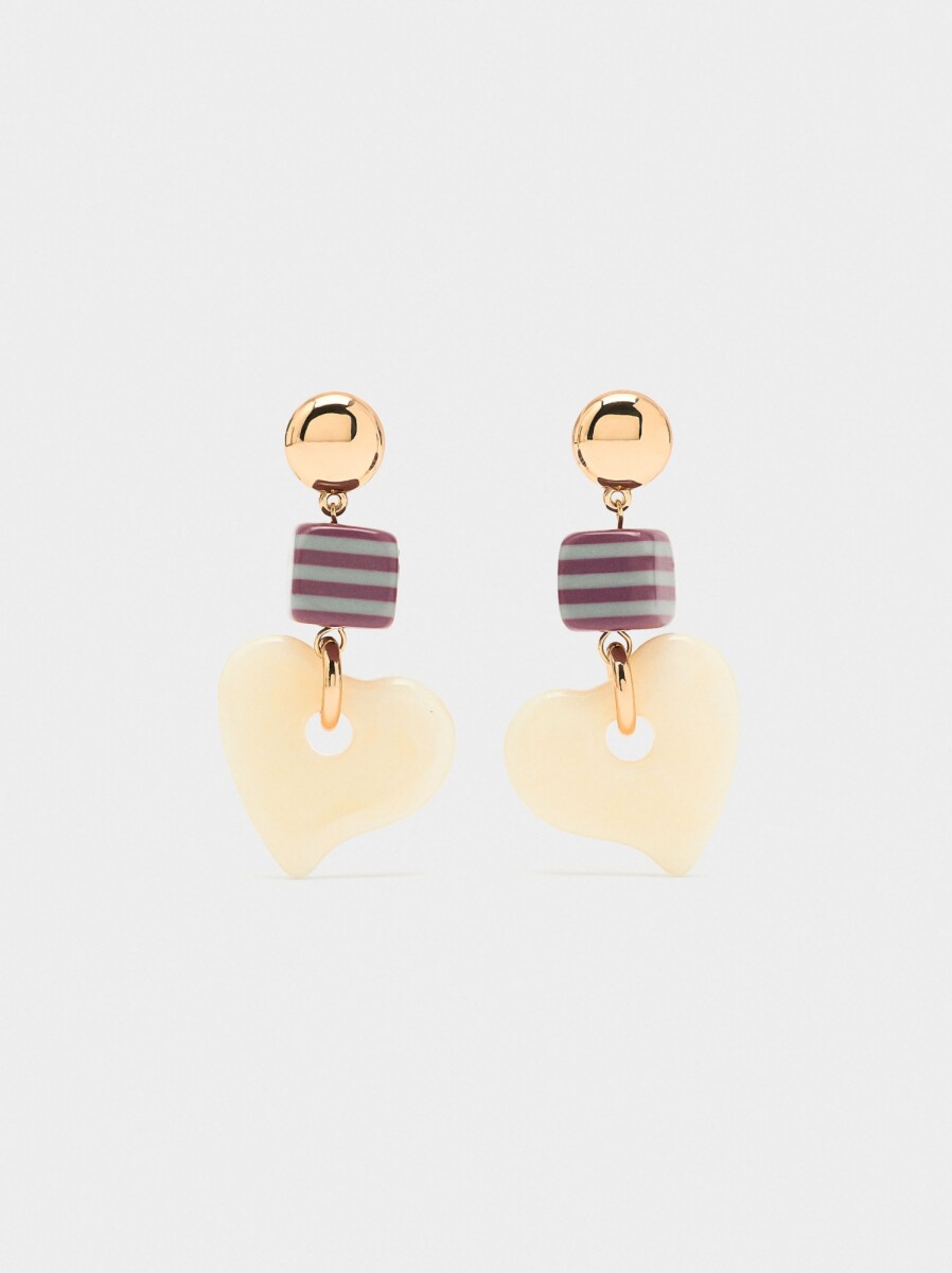 Pendientes Largos Con Corazón De Resina - multicolor 