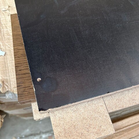 [OUTLET] Ropero Dakar 4 puertas 2 cajones con estantes y perchero 172x90x35 cm Interior Natural [OUTLET] Ropero Dakar 4 puertas 2 cajones con estantes y perchero 172x90x35 cm Interior Natural