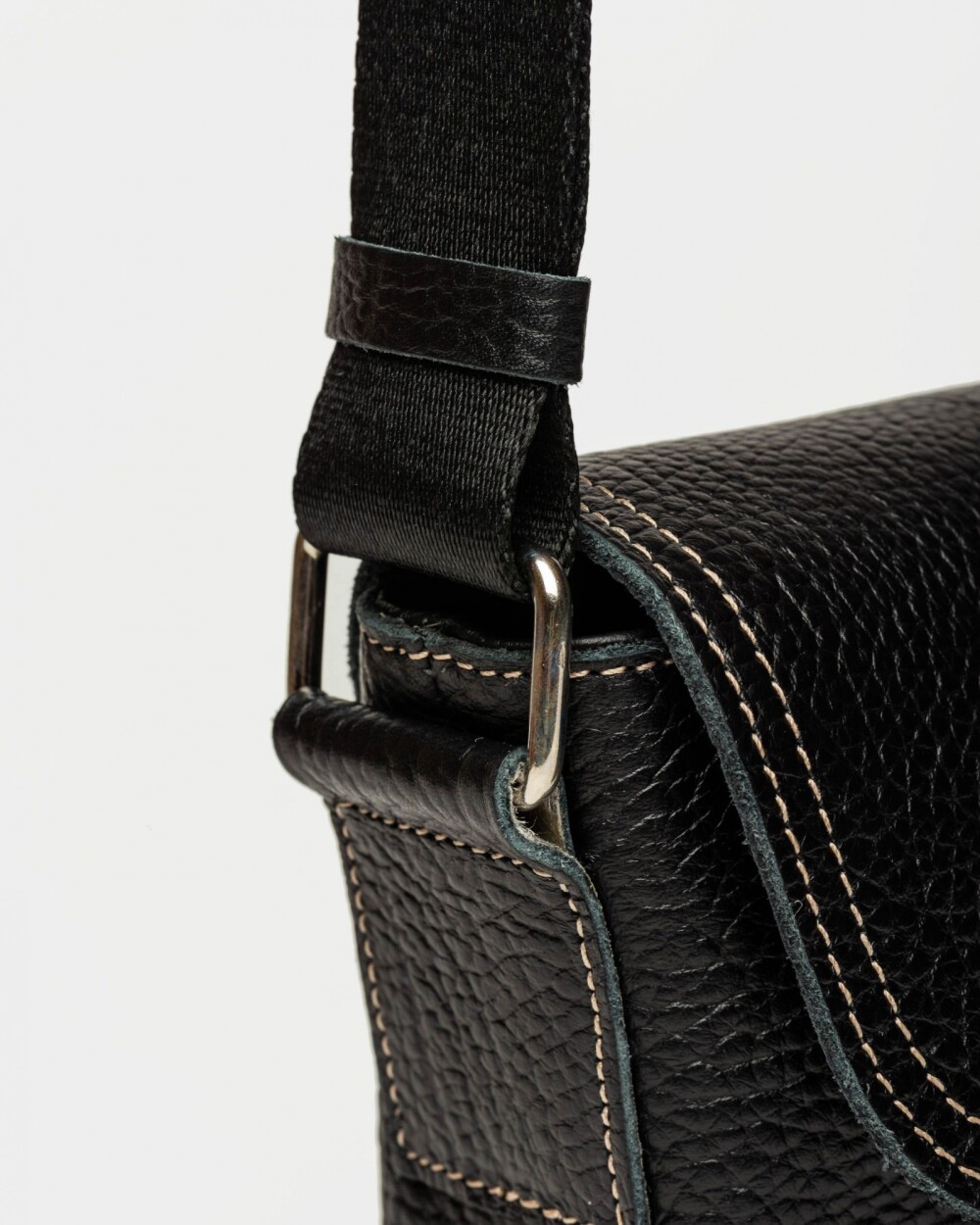 Mini bag Juliette en cuero graneado Negro