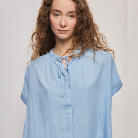 CAMISA FIPO Celeste