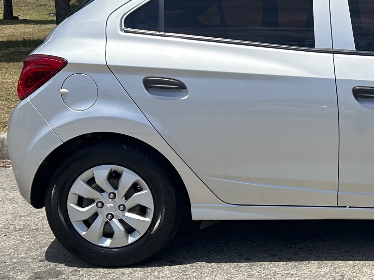 Chevrolet Joy 1.0 Extra Full | Permuta / Financia Chevrolet Joy 1.0 Extra Full | Permuta / Financia