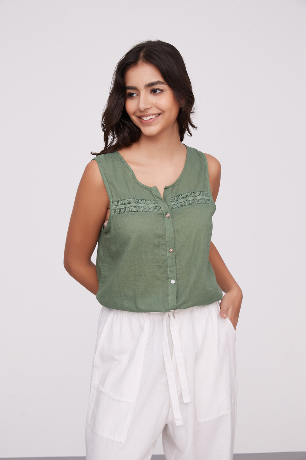 Musculosa Avi Verde Seco