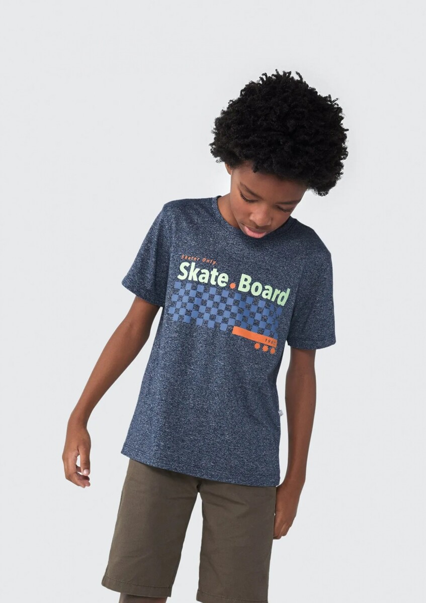 CAMISETA INFANTIL CON ESTAMPA - AZUL 