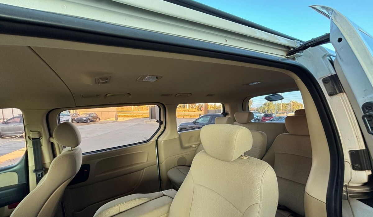 Hyundai H1 12Plz Minibus Nafta - 2019 Hyundai H1 12Plz Minibus Nafta - 2019