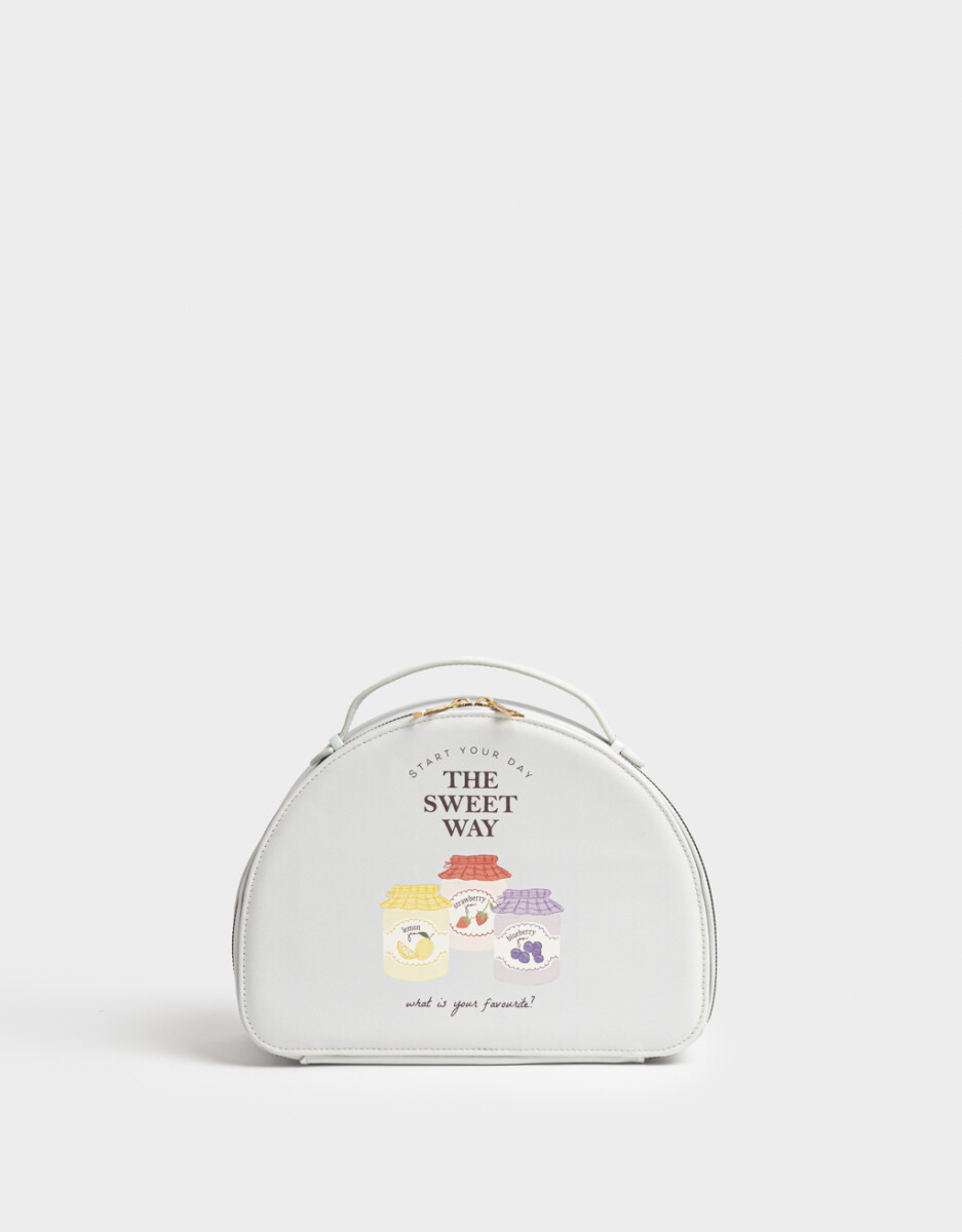 Necessaires 