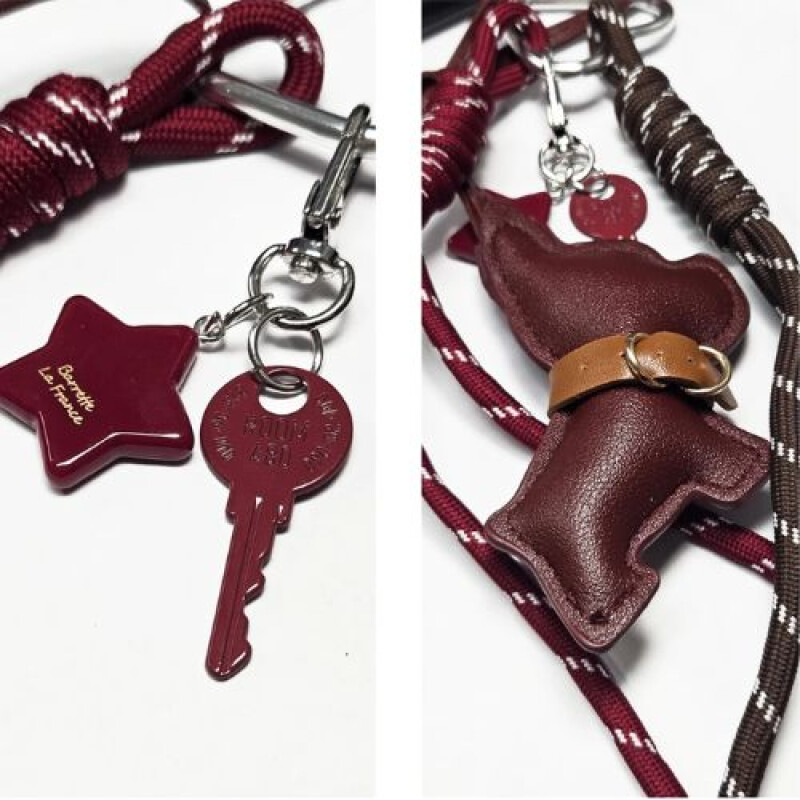 Llavero con accesorios- Perrito Buldog Llavero Con Accesorios- Perrito Buldog