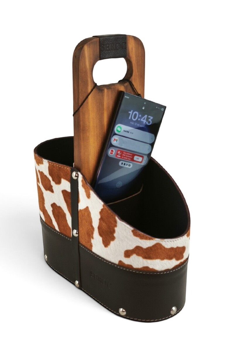 Matera de Cuero Vacuno Legítimo con Estructura Integral de Madera y porta celular Claro con choco